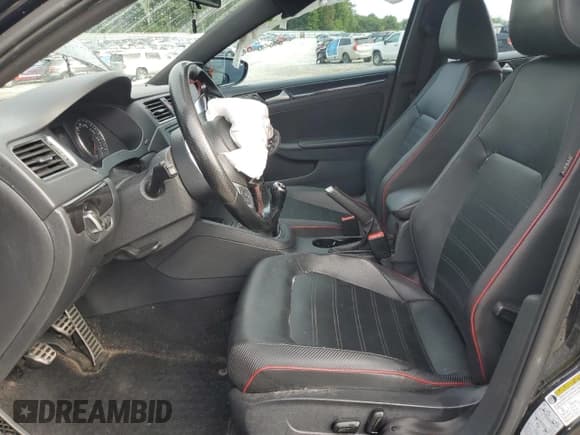 ✅ 2014 Volkswagen Jetta GLI • VIN: 3VW5T7AJ8EM260452 • Lot: 69499755. Listed on Copart with 226,570 mi. Free auction sales archive from the USA and detailed vehicle history report at DreamBid. Image 7.