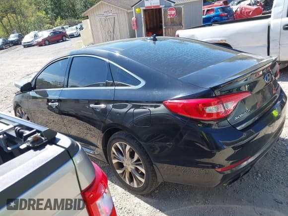 ✅ 2017 Hyundai Sonata Sport • VIN: 5NPE34AB9HH507465 • Лот: 43349352. Опубликован ранее на IAAI с пробегом Не указан. Бесплатный доступ к архиву аукционных продаж из США и подробный отчёт об истории автомобиля на DreamBid. Изображение 3.