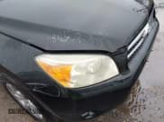 ✅ 2007 Toyota RAV4 Limited • VIN: JTMZD31V076043882 • Lot: 43800137. Wystawiony na IAAI z przebiegiem 194 732 mil. Bezpłatny archiwum sprzedaży aukcyjnych z USA i szczegółowy raport historii pojazdu na DreamBid. Zdjęcie 5.