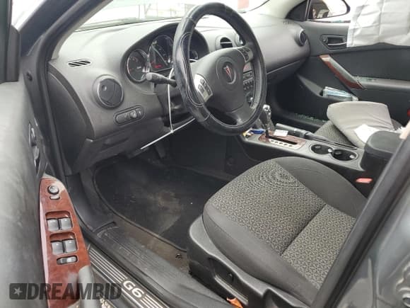 ✅ 2009 Pontiac G6 1SA • VIN: 1G2ZG57N994222712 • Lot: 80682215. Wystawiony na Copart z przebiegiem 108 140 mil. Bezpłatny archiwum sprzedaży aukcyjnych z USA i szczegółowy raport historii pojazdu na DreamBid. Zdjęcie 8.