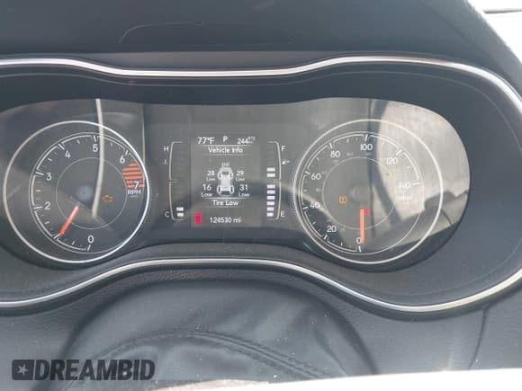 ✅ 2020 Jeep Cherokee Latitude • VIN: 1C4PJLCB4LD652630 • Lot: 43164865. Listed on IAAI with 124,530 mi. Free auction sales archive from the USA and detailed vehicle history report at DreamBid. Image 7.