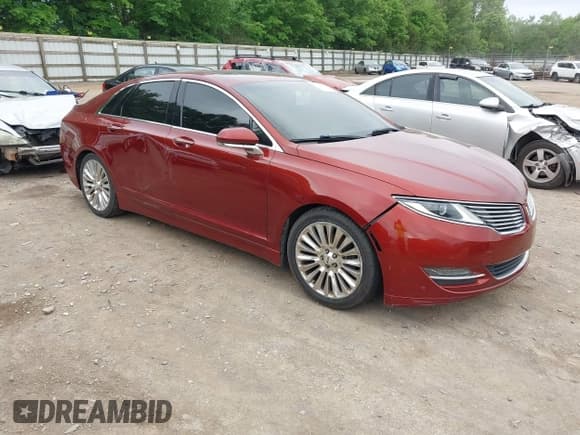 ✅ 2014 Lincoln MKZ • VIN: 3LN6L2J97ER806396 • Lot: 42138422. Wystawiony na IAAI z przebiegiem 108 744 mil. Bezpłatny archiwum sprzedaży aukcyjnych z USA i szczegółowy raport historii pojazdu na DreamBid. Zdjęcie 1.