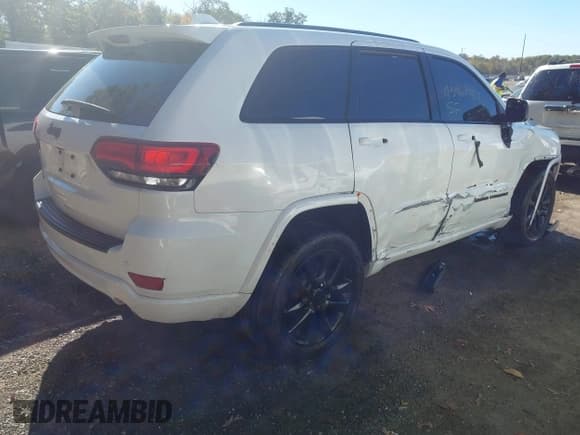 ✅ 2019 Jeep Grand Cherokee Upland • VIN: 1C4RJFAG4KC568014 • Lot: 43462908. Listed on IAAI with 77,727 mi. Free auction sales archive from the USA and detailed vehicle history report at DreamBid. Image 4.