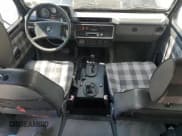 ✅ 1988 Mercedes-Benz 200 • VIN: WDB46023317062528 • Lot: 54314485. Wystawiony na Copart z przebiegiem 27 237 mil. Bezpłatny archiwum sprzedaży aukcyjnych z USA i szczegółowy raport historii pojazdu na DreamBid. Zdjęcie 8.