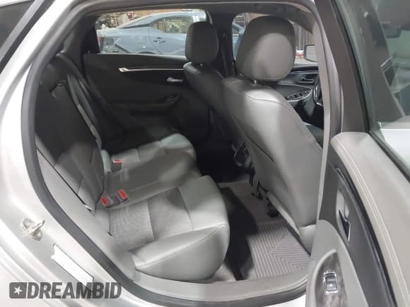 ✅ 2015 Chevrolet Impala LT • VIN: 2G1115SL3F9102163 • Lot: 43825912. Listed on IAAI with 121,971 mi. Free auction sales archive from the USA and detailed vehicle history report at DreamBid. Image 8.