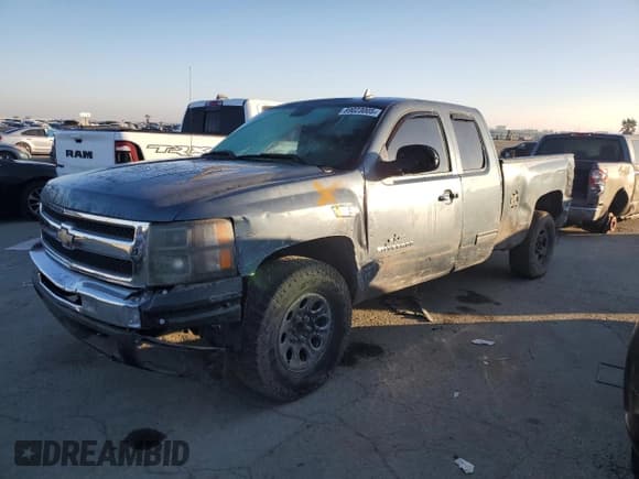 ✅ 2010 Chevrolet Silverado 1500 LT • VIN: 1GCSCSEA3AZ264260 • Lot: 89023005. Wystawiony na Copart z przebiegiem 90 615 mil. Bezpłatny archiwum sprzedaży aukcyjnych z USA i szczegółowy raport historii pojazdu na DreamBid. Zdjęcie 1.