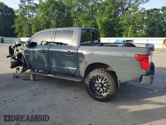 ✅ 2017 Nissan Titan SV • VIN: 1N6AA1E6XHN514230 • Лот: 57072735. Опубликован ранее на Copart с пробегом 123 848 миль. Бесплатный доступ к архиву аукционных продаж из США и подробный отчёт об истории автомобиля на DreamBid. Изображение 2.