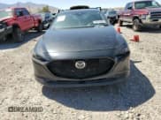 ✅ 2022 Mazda 3 Premium • VIN: JM1BPBML4N1507912 • Lot: 68704695. Wystawiony na Copart z przebiegiem Nie podano. Bezpłatny archiwum sprzedaży aukcyjnych z USA i szczegółowy raport historii pojazdu na DreamBid. Zdjęcie 5.