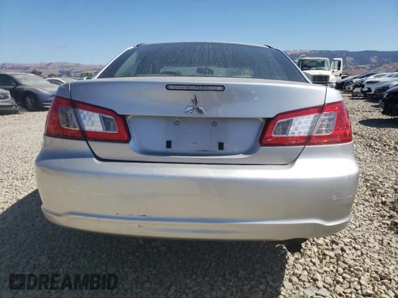 ✅ 2010 Mitsubishi Galant FE • VIN: 4A32B2FF8AE018046 • Lot: 71687345. Listed on Copart with 97,191 mi. Free auction sales archive from the USA and detailed vehicle history report at DreamBid. Image 6.