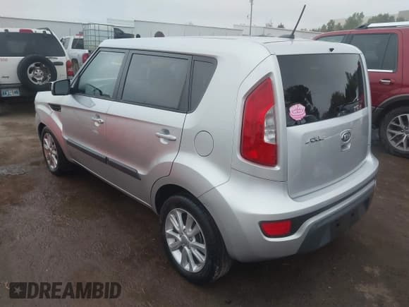 ✅ 2013 Kia Soul + • VIN: KNDJT2A68D7762192 • Лот: 43387968. Опубликован ранее на IAAI с пробегом 55 428 миль. Бесплатный доступ к архиву аукционных продаж из США и подробный отчёт об истории автомобиля на DreamBid. Изображение 3.