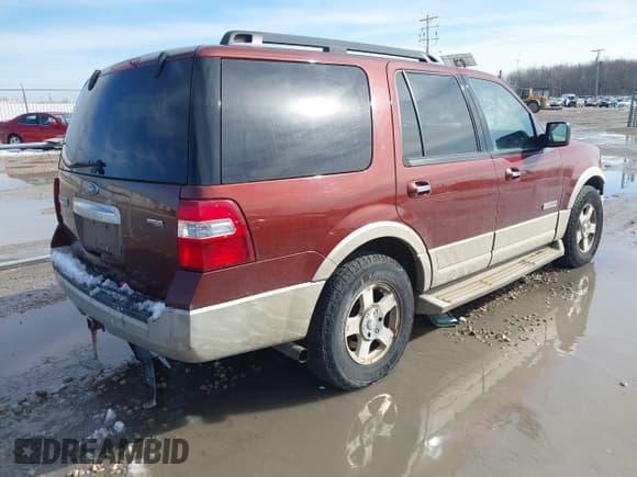 ✅ 2007 Ford Expedition Eddie Bauer • VIN: 1FMFU185X7LA72588 • Lot: 41740134. Listed on IAAI with Not provided. Free auction sales archive from the USA and detailed vehicle history report at DreamBid. Image 4.