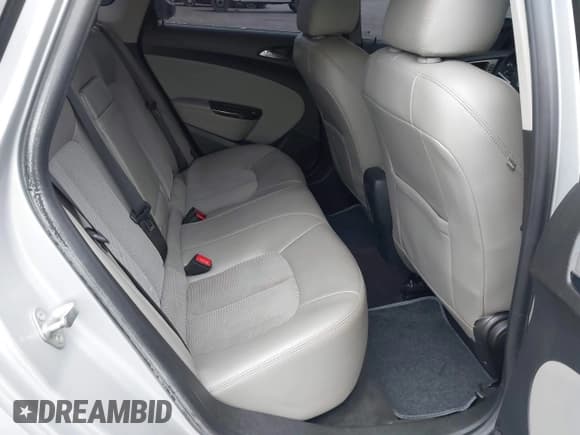 ✅ 2015 Buick Verano Convenience Group • VIN: 1G4PR5SK6F4104232 • Lot: 42875883. Wystawiony na IAAI z przebiegiem 142 297 mil. Bezpłatny archiwum sprzedaży aukcyjnych z USA i szczegółowy raport historii pojazdu na DreamBid. Zdjęcie 8.