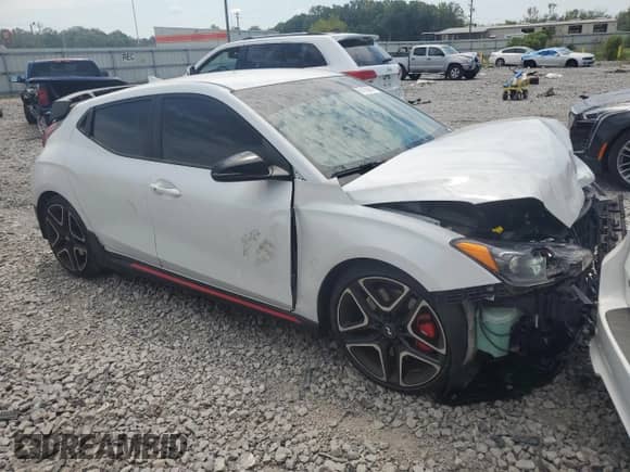 2020 Hyundai Veloster с VIN KMHT36AH6LU005899, выставлен на аукционе Copart как лот 67163814 с пробегом 106 668 миль миль и Списание • Salvage title. История ставок и продаж доступна на DreamBid. Изображение 4.
