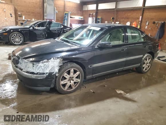 ✅ 2004 Volvo S60 • VIN: YV1RH59H042389930 • Lot: 74143964. Wystawiony na Copart z przebiegiem Nie podano. Bezpłatny archiwum sprzedaży aukcyjnych z USA i szczegółowy raport historii pojazdu na DreamBid. Zdjęcie 1.