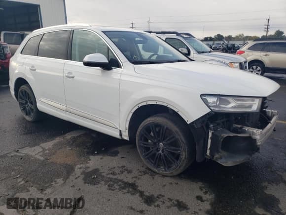 ✅ 2017 Audi Q7 Premium • VIN: WA1AAAF76HD019257 • Lot: 81672205. Wystawiony na Copart z przebiegiem 55 067 mil. Bezpłatny archiwum sprzedaży aukcyjnych z USA i szczegółowy raport historii pojazdu na DreamBid. Zdjęcie 4.