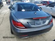 ✅ 2017 Mercedes-Benz SLC 300 • VIN: WDDPK3JA6HF138352 • Лот: 74760024. Опубликован ранее на Copart с пробегом 26 567 миль. Бесплатный доступ к архиву аукционных продаж из США и подробный отчёт об истории автомобиля на DreamBid. Изображение 6.