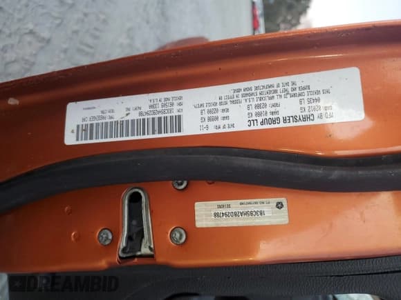 ✅ 2011 Dodge Caliber Heat • VIN: 1B3CB5HA2BD294788 • Лот: 76325214. Опубликован ранее на Copart с пробегом 107 967 миль. Бесплатный доступ к архиву аукционных продаж из США и подробный отчёт об истории автомобиля на DreamBid. Изображение 12.