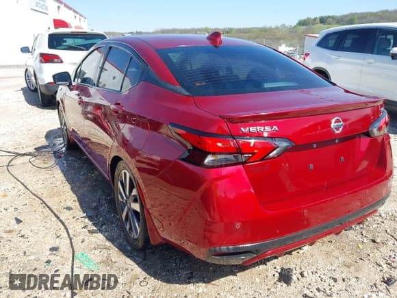 ✅ 2020 Nissan Versa SR • VIN: 3N1CN8FV4LL811472 • Lot: 41985860. Wystawiony na IAAI z przebiegiem 114 954 mil. Bezpłatny archiwum sprzedaży aukcyjnych z USA i szczegółowy raport historii pojazdu na DreamBid. Zdjęcie 3.