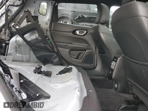 ✅ 2023 Jeep Compass (RED) Edition • VIN: 3C4NJDCN0PT559174 • Лот: 67467895. Опубликован ранее на Copart с пробегом 17 555 миль. Бесплатный доступ к архиву аукционных продаж из США и подробный отчёт об истории автомобиля на DreamBid. Изображение 11.