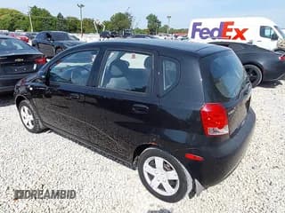 ✅ 2008 Chevrolet Aveo LS • VIN: KL1TD66628B152286 • Lot: 43186980. Wystawiony na IAAI z przebiegiem 135 451 mil. Bezpłatny archiwum sprzedaży aukcyjnych z USA i szczegółowy raport historii pojazdu na DreamBid. Zdjęcie 3.