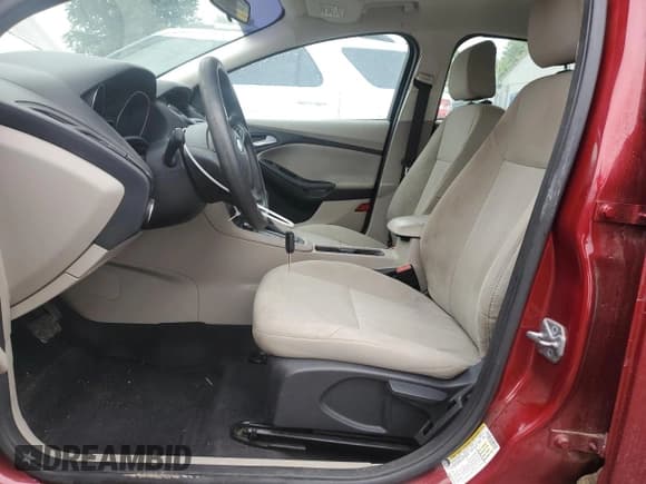 ✅ 2016 Ford Focus SE • VIN: 1FADP3FE9GL391309 • Лот: 70594025. Опубликован ранее на Copart с пробегом 93 923 миль. Бесплатный доступ к архиву аукционных продаж из США и подробный отчёт об истории автомобиля на DreamBid. Изображение 7.