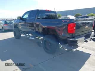 2017 Chevrolet Silverado 1500 LT с VIN 1GCVKREH1HZ336024, выставлен на аукционе IAAI как лот 43306046 с пробегом 121 349 миль миль и . История ставок и продаж доступна на DreamBid. Изображение 3.