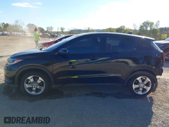 ✅ 2022 Honda HR-V LX • VIN: 3CZRU6H31NM740099 • Lot: 43429343. Wystawiony na IAAI z przebiegiem 78 310 mil. Bezpłatny archiwum sprzedaży aukcyjnych z USA i szczegółowy raport historii pojazdu na DreamBid. Zdjęcie 15.