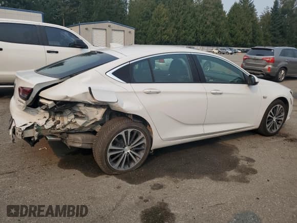 ✅ 2019 Buick Regal Preferred II • VIN: W04GM6SX6K1067208 • Lot: 71233425. Listed on Copart with 95,117 mi. Free auction sales archive from the USA and detailed vehicle history report at DreamBid. Image 3.