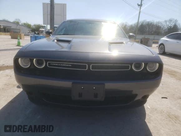 ✅ 2019 Dodge Challenger SXT • VIN: 2C3CDZAG9KH656296 • Lot: 45508854. Wystawiony na Copart z przebiegiem 62 675 mil. Bezpłatny archiwum sprzedaży aukcyjnych z USA i szczegółowy raport historii pojazdu na DreamBid. Zdjęcie 5.