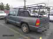 ✅ 2001 Chevrolet Silverado 1500 LT • VIN: 2GCEC19T811330085 • Lot: 41743350. Wystawiony na IAAI z przebiegiem 218 533 mil mil. Skorzystaj z bezpłatnego archiwum sprzedaży aukcyjnych z USA i zobacz szczegółowy raport historii pojazdu na DreamBid. Zdjęcie 3.