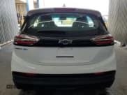 ✅ 2023 Chevrolet Bolt EV 1LT • VIN: 1G1FW6S08P4181708 • Лот: 56155635. Опубликован ранее на Copart с пробегом 68 437 миль. Бесплатный доступ к архиву аукционных продаж из США и подробный отчёт об истории автомобиля на DreamBid. Изображение 6.