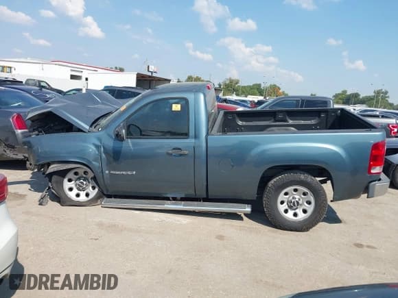 ✅ 2008 GMC Sierra 1500 Work Truck • VIN: 1GTEC14X38Z162223 • Лот: 43357313. Опубликован ранее на IAAI с пробегом Не указан. Бесплатный доступ к архиву аукционных продаж из США и подробный отчёт об истории автомобиля на DreamBid. Изображение 14.