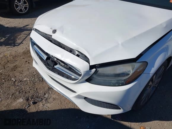 ✅ 2016 Mercedes-Benz C 300 • VIN: 55SWF4JB7GU122154 • Lot: 43624466. Listed on IAAI with 84,862 mi. Free auction sales archive from the USA and detailed vehicle history report at DreamBid. Image 6.