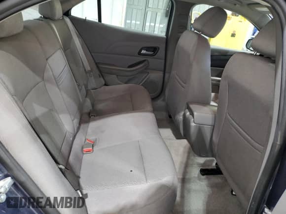 2013 Chevrolet Malibu LS z VIN 1G11B5SA7DF167050, wystawiony jako Copart lot #70800245 z przebiegiem 116 634 mil mil oraz Szkoda całkowita • Salvage title. Historia ofert i sprzedaży dostępna na DreamBid. Obrazek 10.