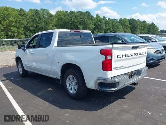 ✅ 2019 Chevrolet Silverado 1500 LT • VIN: 3GCPWCED6KG187883 • Lot: 43069333. Wystawiony na IAAI z przebiegiem 117 948 mil. Bezpłatny archiwum sprzedaży aukcyjnych z USA i szczegółowy raport historii pojazdu na DreamBid. Zdjęcie 3.