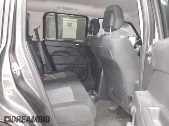 ✅ 2016 Jeep Patriot Sport • VIN: 1C4NJPBA3GD569297 • Lot: 42473415. Wystawiony na IAAI z przebiegiem 55 160 mil. Bezpłatny archiwum sprzedaży aukcyjnych z USA i szczegółowy raport historii pojazdu na DreamBid. Zdjęcie 8.