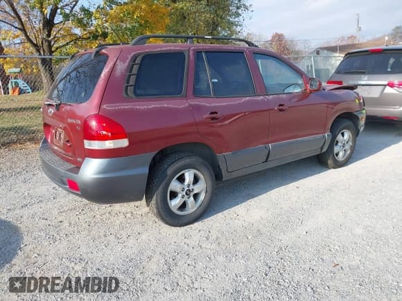 ✅ 2005 Hyundai Santa Fe GLS • VIN: KM8SC73D05U856451 • Лот: 43624680. Опубликован ранее на IAAI с пробегом 84 470 миль. Бесплатный доступ к архиву аукционных продаж из США и подробный отчёт об истории автомобиля на DreamBid. Изображение 4.