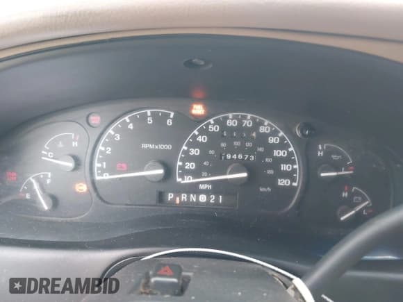 ✅ 1997 Ford Explorer XL • VIN: 1FMDU34E7VUC84431 • Lot: 41940770. Wystawiony na IAAI z przebiegiem 194 673 mil. Bezpłatny archiwum sprzedaży aukcyjnych z USA i szczegółowy raport historii pojazdu na DreamBid. Zdjęcie 7.