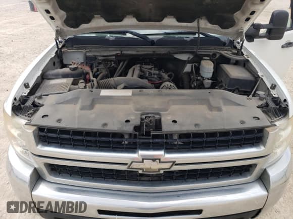 ✅ 2009 Chevrolet Silverado 2500HD Work Truck • VIN: 1GCHC49K29E109971 • Лот: 54607675. Опубликован ранее на Copart с пробегом 306 048 миль. Бесплатный доступ к архиву аукционных продаж из США и подробный отчёт об истории автомобиля на DreamBid. Изображение 11.