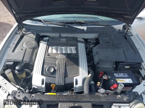 ✅ 2004 Kia Amanti • VIN: KNALD124645045618 • Lot: 42892647. Listed on IAAI with 195,385 mi. Free auction sales archive from the USA and detailed vehicle history report at DreamBid. Image 10.