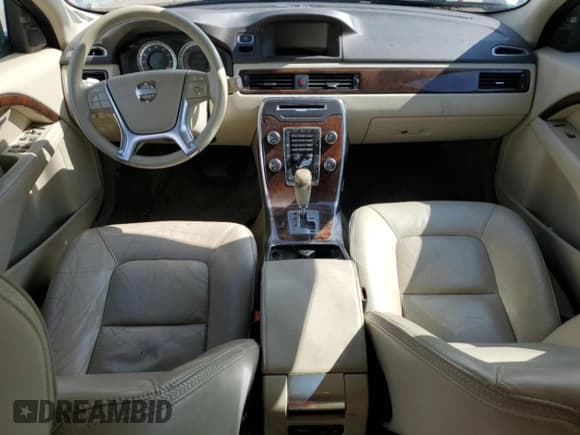 ✅ 2012 Volvo XC70 3.2L • VIN: YV4952BZ7C1135391 • Lot: 57125175. Listed on Copart with 97,964 mi. Free auction sales archive from the USA and detailed vehicle history report at DreamBid. Image 8.