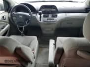 ✅ 2008 Honda Odyssey EX • VIN: 5FNRL38488B016628 • Лот: 81612555. Опубликован ранее на Copart с пробегом 198 890 миль. Бесплатный доступ к архиву аукционных продаж из США и подробный отчёт об истории автомобиля на DreamBid. Изображение 8.