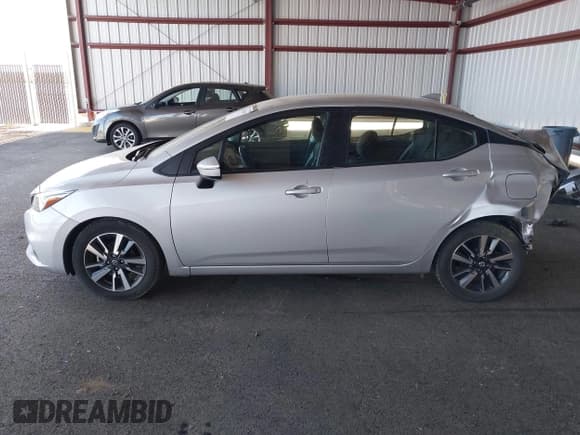 ✅ 2021 Nissan Versa SV • VIN: 3N1CN8EV9ML868088 • Lot: 43041690. Listed on IAAI with 88,057 mi. Free auction sales archive from the USA and detailed vehicle history report at DreamBid. Image 15.