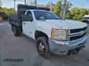 2008 Chevrolet Silverado 3500 с VIN 1GBJK34668E803276, выставлен на аукционе Copart как лот 70848375 с пробегом 79 661 миль миль и Чистый • Clean title. История ставок и продаж доступна на DreamBid. Изображение 1.