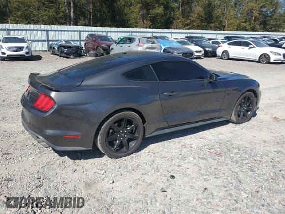 ✅ 2018 Ford Mustang GT Premium • VIN: 1FA6P8CF7J5171388 • Lot: 89827995. Listed on Copart with 111,288 mi. Free auction sales archive from the USA and detailed vehicle history report at DreamBid. Image 3.