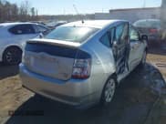 ✅ 2005 Toyota Prius • VIN: JTDKB20U057035556 • Лот: 43679169. Опубликован ранее на IAAI с пробегом 129 241 миль. Бесплатный доступ к архиву аукционных продаж из США и подробный отчёт об истории автомобиля на DreamBid. Изображение 4.