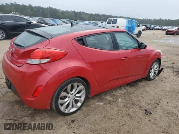 ✅ 2012 Hyundai Veloster w/Red Int • VIN: KMHTC6AD2CU053879 • Lot: 80668454. Wystawiony na Copart z przebiegiem 151 714 mil. Bezpłatny archiwum sprzedaży aukcyjnych z USA i szczegółowy raport historii pojazdu na DreamBid. Zdjęcie 3.
