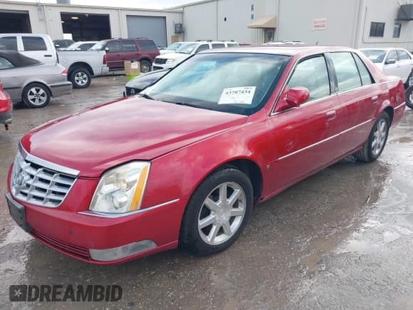 ✅ 2006 Cadillac DTS 1SC • VIN: 1G6KD57Y26U117430 • Lot: 43707434. Listed on IAAI with 188,025 mi. Free auction sales archive from the USA and detailed vehicle history report at DreamBid. Image 2.