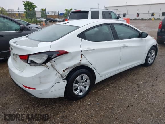 ✅ 2016 Hyundai Elantra SE • VIN: 5NPDH4AE8GH787014 • Lot: 42321685. Listed on IAAI with 166,626 mi. Free auction sales archive from the USA and detailed vehicle history report at DreamBid. Image 4.