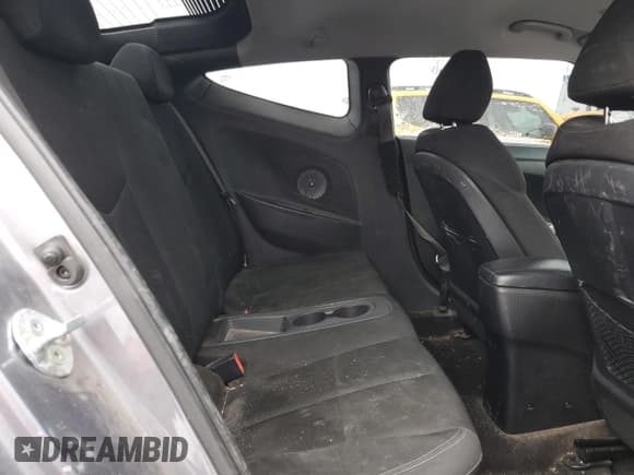 ✅ 2014 Hyundai Veloster • VIN: KMHTC6AD9EU211587 • Lot: 45602915. Wystawiony na Copart z przebiegiem 177 035 mil. Bezpłatny archiwum sprzedaży aukcyjnych z USA i szczegółowy raport historii pojazdu na DreamBid. Zdjęcie 10.